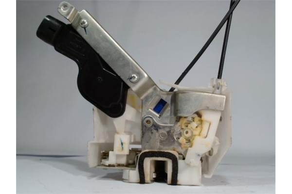Recambio de cerradura puerta trasero derecha para suzuki alto (amf310) 1.0 referencia OEM IAM 82301M68K01  