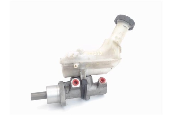 Recambio de bomba freno para renault clio iii 1.5 dci referencia OEM IAM 8200129956  