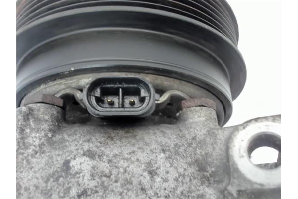 Recambio de compresor aire acond. para renault megane ii classic berlina 1.4 luxe dynamique referencia OEM IAM 7700103536  77014