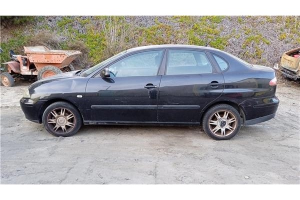 seat cordoba berlina (6l2) del año 2004