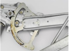 Recambio de motor elevalunas delantero derecho para toyota yaris (ncp1/nlp1/scp1) 1.4 d-4d referencia OEM IAM 698100D010  