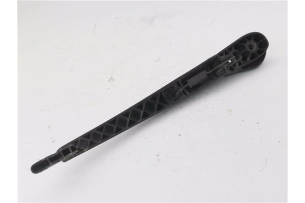 Recambio de brazo limpiaparabrisas trasero para renault scenic i (ja...) 1.6 16v (ja0b, ja04, ja11) referencia OEM IAM 770104236