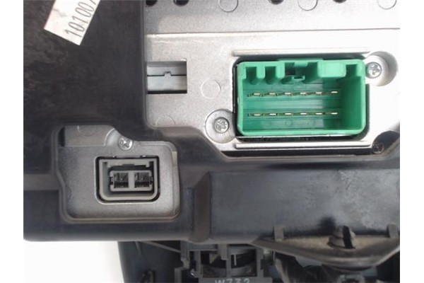 Recambio de radio / cd para volvo s60 berlina 2.4 d5 referencia OEM IAM 36050127 30722446 