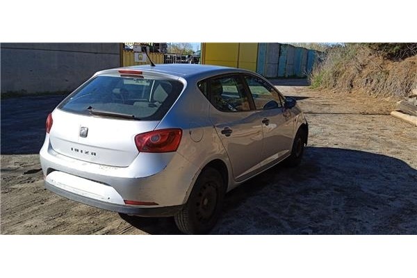 seat ibiza berlina (6j5) del año 2010