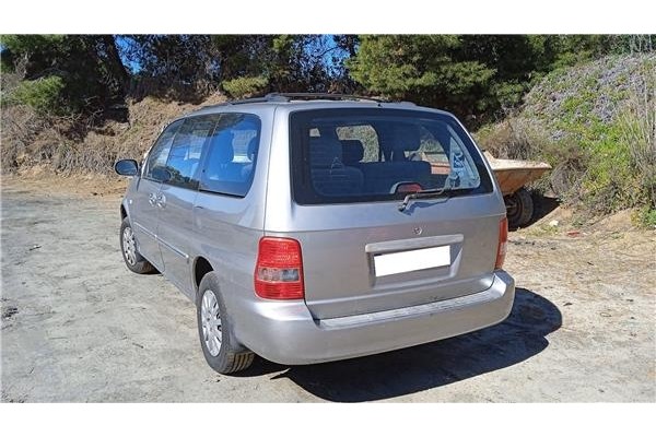 kia carnival del año 2003