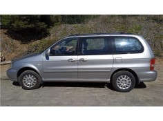 kia carnival del año 2003