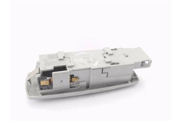 Recambio de luz interior techo para volkswagen golf iv berlina (1j1) 1.9 25 aniversario referencia OEM IAM 3B0947291  