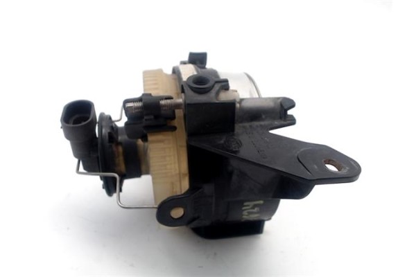 Recambio de faro antiniebla derecho para mazda 2 (b2w) 1.4 referencia OEM IAM DD6351680A  