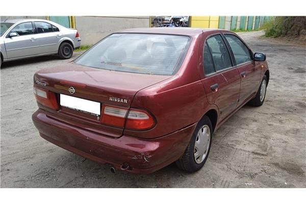 nissan almera (n15) del año 1999