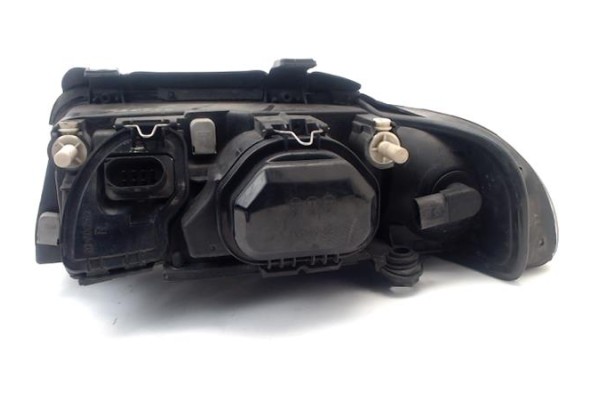 Recambio de faro delantero dcho para audi a4 berlina (b5) 1.9 tdi referencia OEM IAM 8D0941030AM  