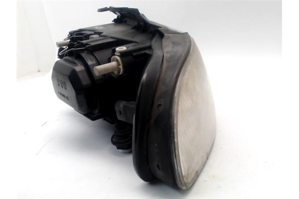 Recambio de faro delantero dcho para audi a4 berlina (b5) 1.9 tdi referencia OEM IAM 8D0941030AM  