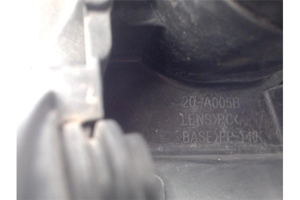 Recambio de faro delantero dcho para audi a4 berlina (b5) 1.9 tdi referencia OEM IAM 8D0941030AM  
