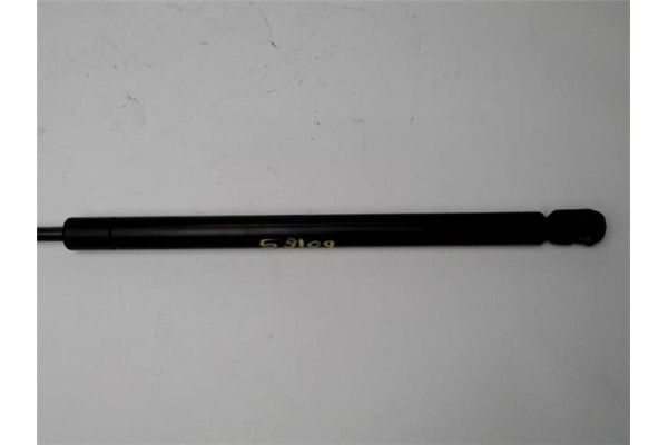 Recambio de amortiguador porton trasero derecho para toyota corolla (e12) 2.0 d-4d referencia OEM IAM 6895002041  