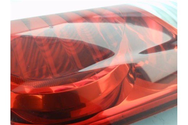 Recambio de piloto trasero izquierdo para fiat i doblo (119) 1.3 16v multijet active com. (55kw) referencia OEM IAM 20120748  