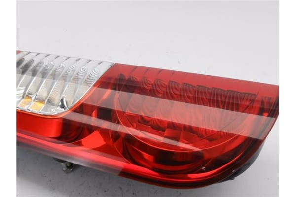 Recambio de piloto trasero izquierdo para fiat i doblo (119) 1.4 8v active pan. referencia OEM IAM 51755145 20120999 