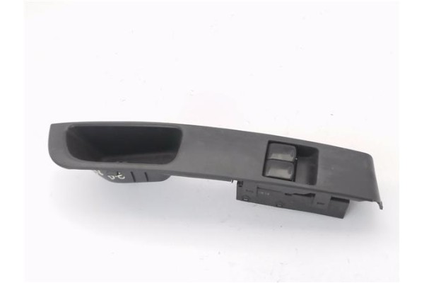 Recambio de mando elevalunas delantero izquierdo para nissan micra (k12e) 1.2 16v referencia OEM IAM 80901AX100  