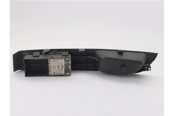 Recambio de mando elevalunas delantero izquierdo para nissan micra (k12e) 1.2 16v referencia OEM IAM 80901AX100  