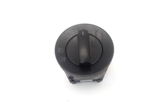 Recambio de conmutador luces para volkswagen polo iv (9n1) 1.4 tdi referencia OEM IAM 6Q0941531C  