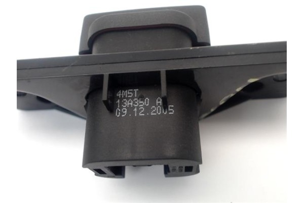 Recambio de interruptor luces emergencia para ford fusion (cbk) 1.6 tdci referencia OEM IAM 1335876  