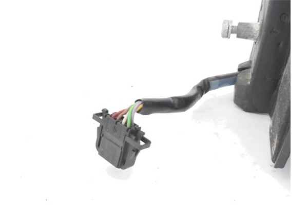 Recambio de retrovisor electrico derecho para seat altea xl (5p5) 1.9 tdi referencia OEM IAM 5P1857508R  