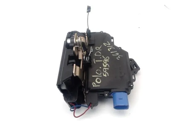 Recambio de cierre electromagnetico trasero derecho para volkswagen polo iv (9n1) 1.4 tdi referencia OEM IAM 3B4839016AN  
