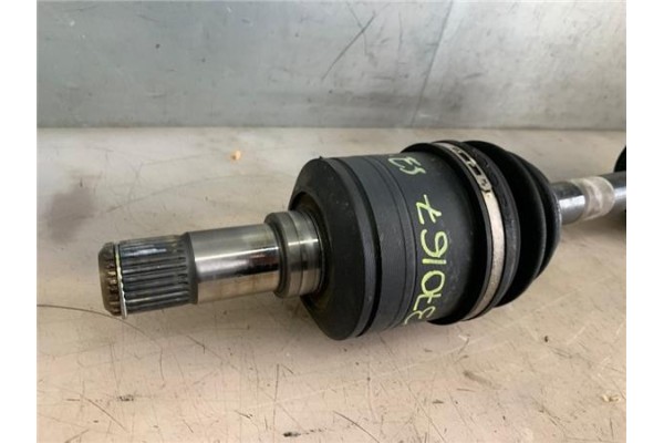 Recambio de palier delantero izquierdo para kia carnival 2.9 crdi referencia OEM IAM 495004D301  