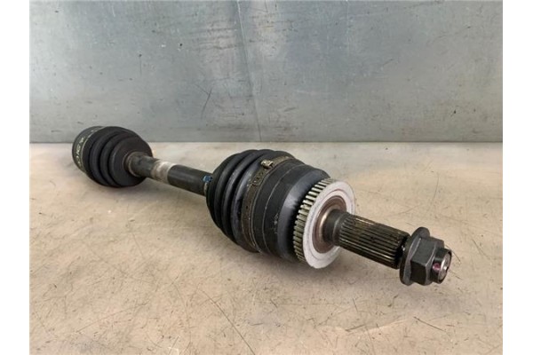 Recambio de palier delantero izquierdo para kia carnival 2.9 crdi referencia OEM IAM 495004D301  