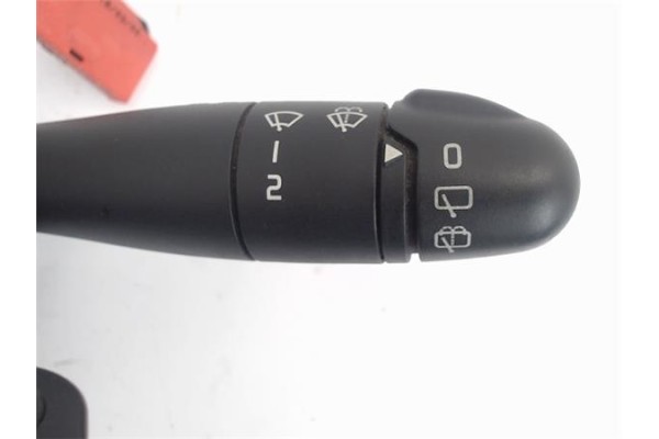 Recambio de mando intermitencia para renault clio ii fase i (b/cb0) 1.4 alize referencia OEM IAM   