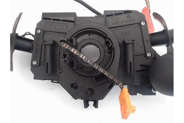 Recambio de mando intermitencia para renault clio ii fase i (b/cb0) 1.4 alize referencia OEM IAM   