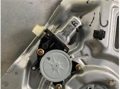 Recambio de elevalunas electrico delantero derecho para kia carnival 2.9 crdi referencia OEM IAM 824604D000  
