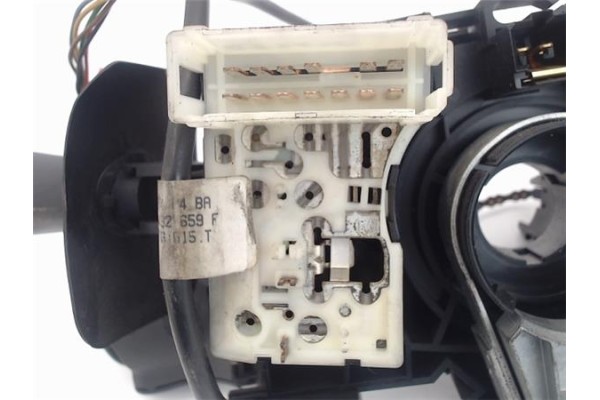 Recambio de mando intermitencia para renault clio ii fase i (b/cb0) 1.4 alize referencia OEM IAM   