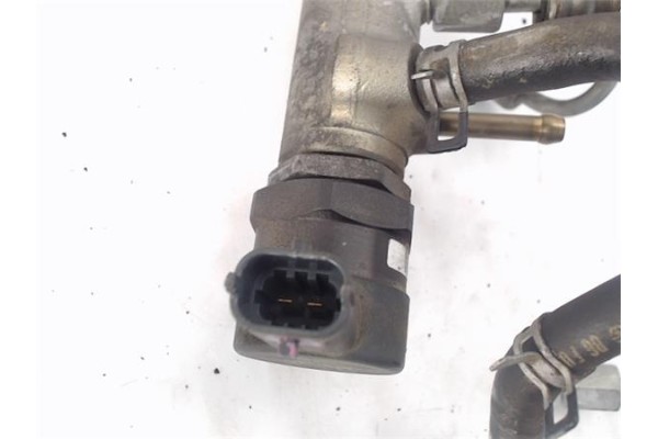 Recambio de rampa inyectores para toyota yaris (ncp1/nlp1/scp1) 1.4 d-4d referencia OEM IAM 237600N010  