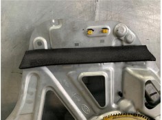 Recambio de elevalunas electrico delantero derecho para kia carnival 2.9 crdi referencia OEM IAM 824604D000  