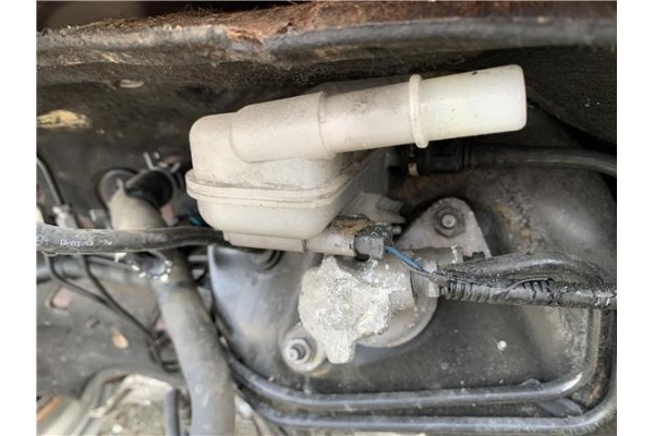 Recambio de bomba freno para ford fiesta vi 1.6 tdci referencia OEM IAM 1751664  
