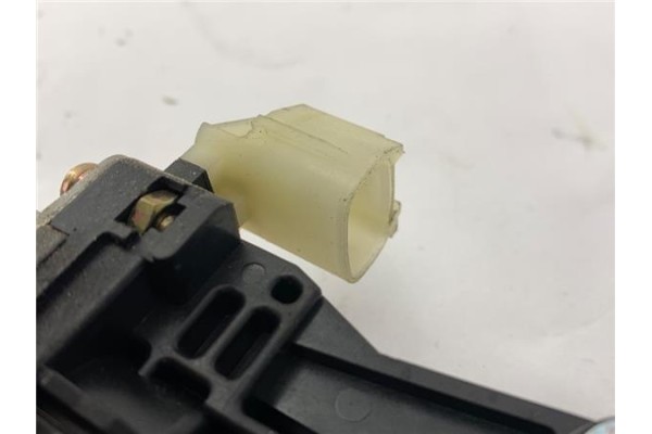 Recambio de mecanismo elevalunas trasero izquierdo para kia carnival 2.9 crdi referencia OEM IAM 824604D020  
