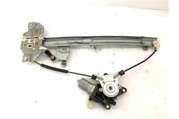 Recambio de mecanismo elevalunas trasero izquierdo para kia carnival 2.9 crdi referencia OEM IAM 824604D020  