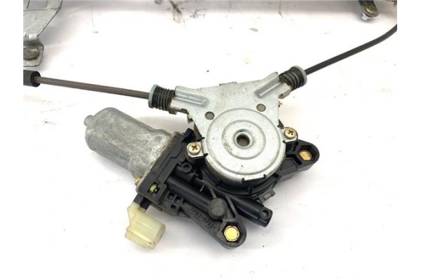 Recambio de mecanismo elevalunas trasero izquierdo para kia carnival 2.9 crdi referencia OEM IAM 824604D020  