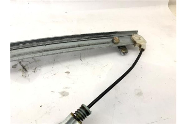 Recambio de mecanismo elevalunas trasero izquierdo para kia carnival 2.9 crdi referencia OEM IAM 824604D020  