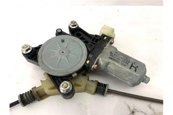 Recambio de mecanismo elevalunas trasero derecho para kia carnival 2.9 crdi referencia OEM IAM 824504D020  