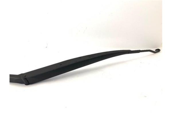 Recambio de brazo limpiaparabrisas delantero derecho para kia carnival 2.9 crdi referencia OEM IAM S983604D000 983604D000 
