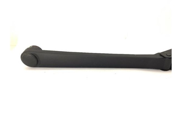 Recambio de brazo limpiaparabrisas delantero derecho para kia carnival 2.9 crdi referencia OEM IAM S983604D000 983604D000 