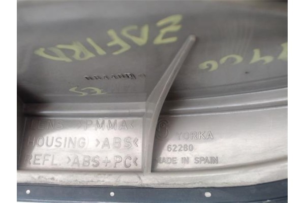 Recambio de piloto trasero izquierdo para opel zafira a 2.0 dti 16v referencia OEM IAM 1222075  