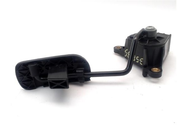Recambio de pedal acelerador para nissan micra (k12e) 1.2 16v referencia OEM IAM 18002AX700  