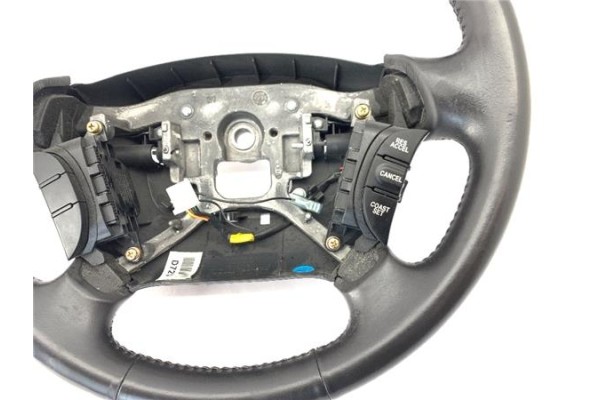 Recambio de volante para kia carnival 2.9 crdi referencia OEM IAM 5611025G500  
