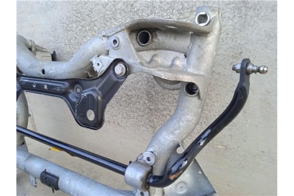 Recambio de cuna motor para mercedes-benz clase c (bm 204) berlina 3.0 c 280 (204.054) referencia OEM IAM A2046280957  