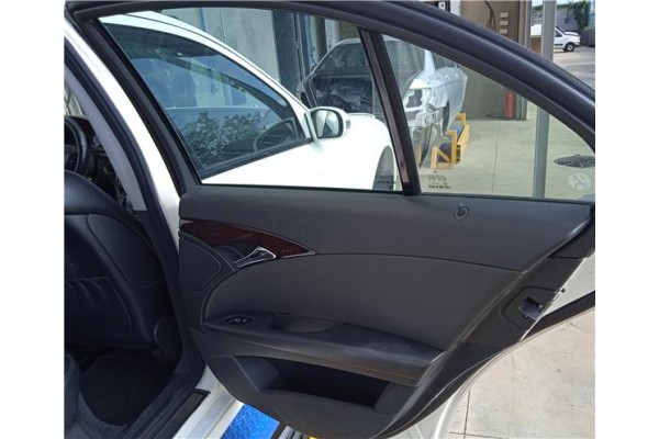 Recambio de puerta trasero derecha para mercedes-benz clase e (bm 211) berlina 3.0 e 320 cdi (211.022) referencia OEM IAM A21173