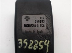 Recambio de anclaje cinturon delantero izquierdo para volkswagen polo iv (9n1) 1.4 tdi referencia OEM IAM 6Q0857755  