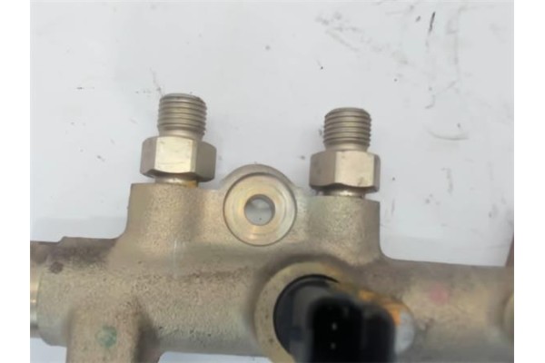 Recambio de rampa inyectora para peugeot 307 (s1) referencia OEM IAM   