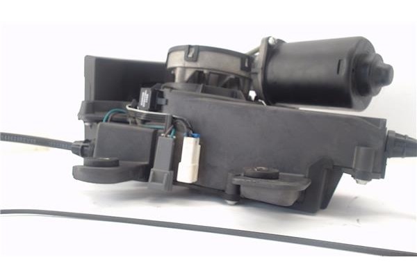 Recambio de motor cierre centralizado trasero izquierdo para kia carnival 2.9 crdi referencia OEM IAM PN16644545  