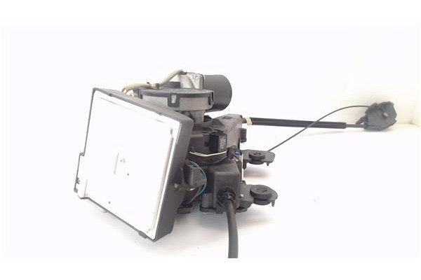 Recambio de motor cierre centralizado trasero izquierdo para kia carnival 2.9 crdi referencia OEM IAM PN16644545  